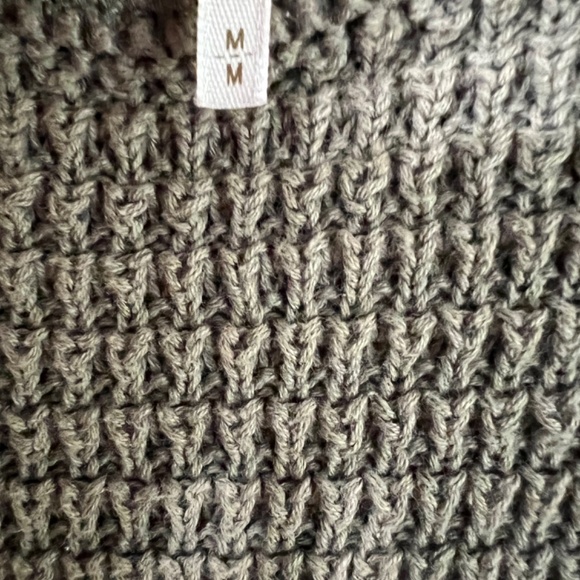 Free People Green Sunset Womens  Open Cold Shoulder Sweater Size Medium - Picture 6 of 10